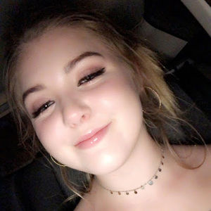 Meet your Posher, Molly